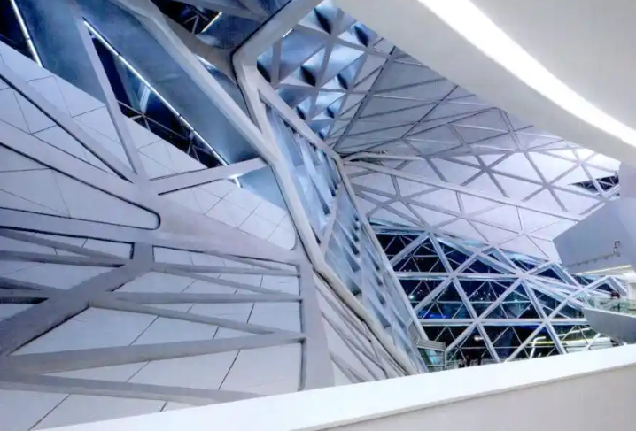 陇南钢结构不仅是工程技术,更是融合历史、艺术与哲学的载体!